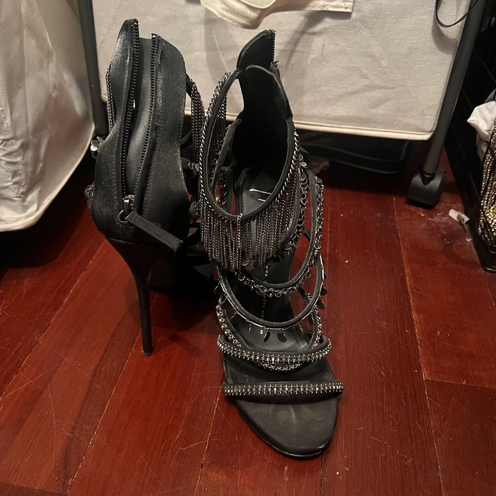 Giuseppe Zanotti Black Stiletto Heels with Chain Detailing Size 37